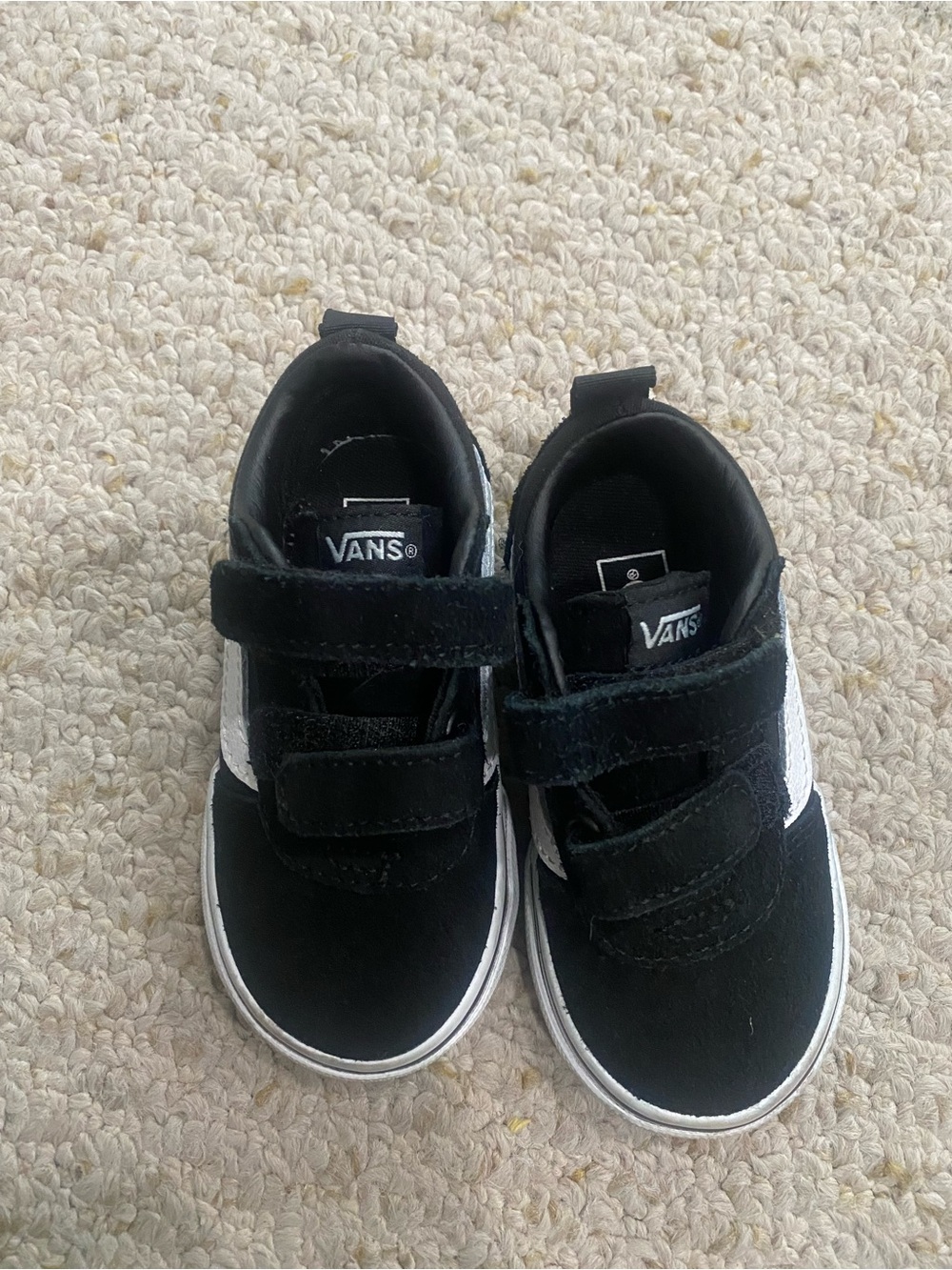 Vans Toddler Black & White Velcro Sneakers. Size 6